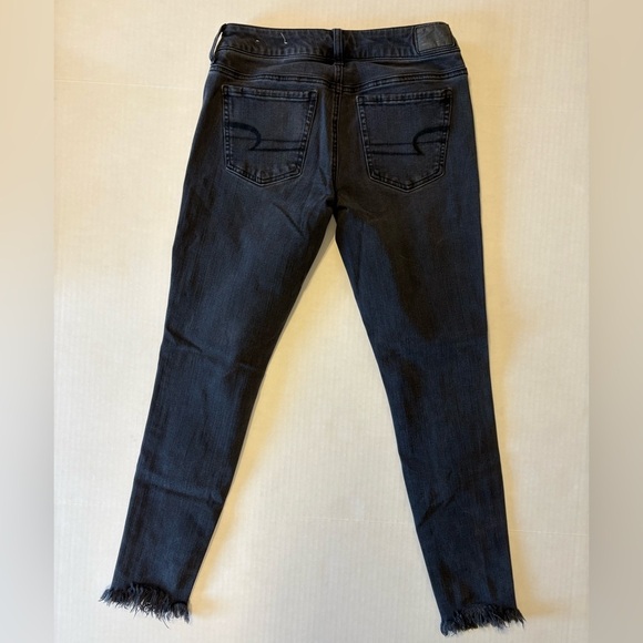 American Eagle super stretch X4 black distressed jeans size 4 R - Picture 3 of 7